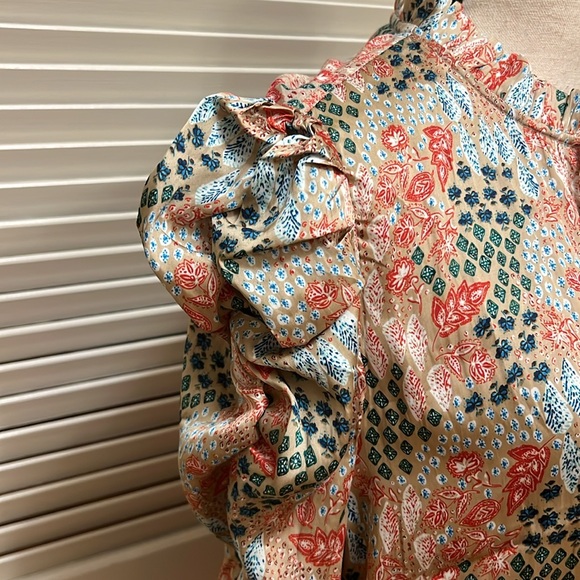 Loft Garden Cinched Sleeve Ruffle Tie Neck Mixed Media Top in Sandy Cove - Picture 5 of 16